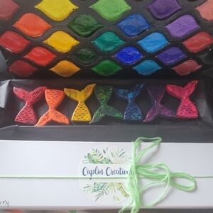 COPY - COPY - NEW Handmade 7 Mermaid Tails Speckled Rainbow Crayons Gift Packag…